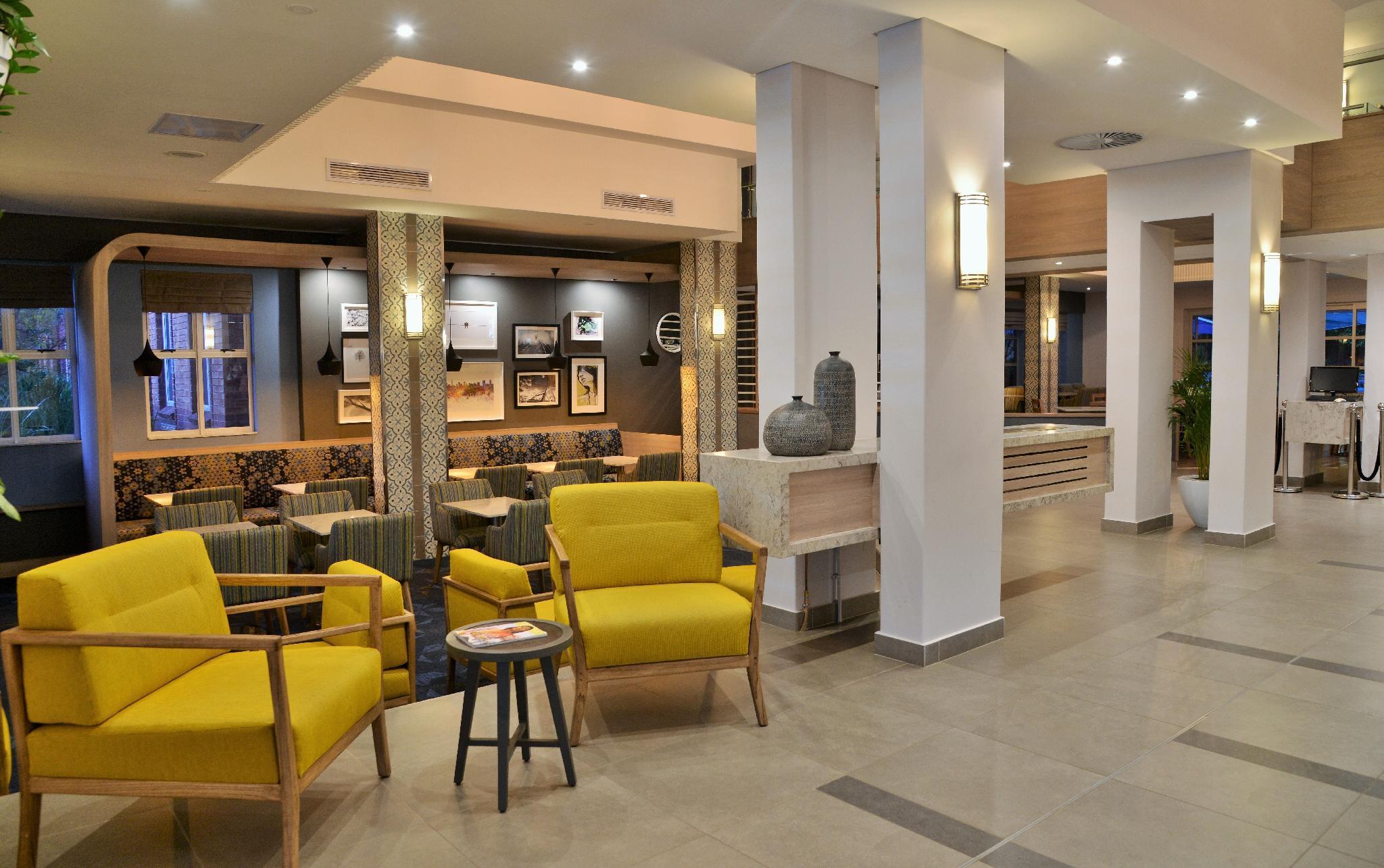 Town Lodge Menlo Park Претория Экстерьер фото