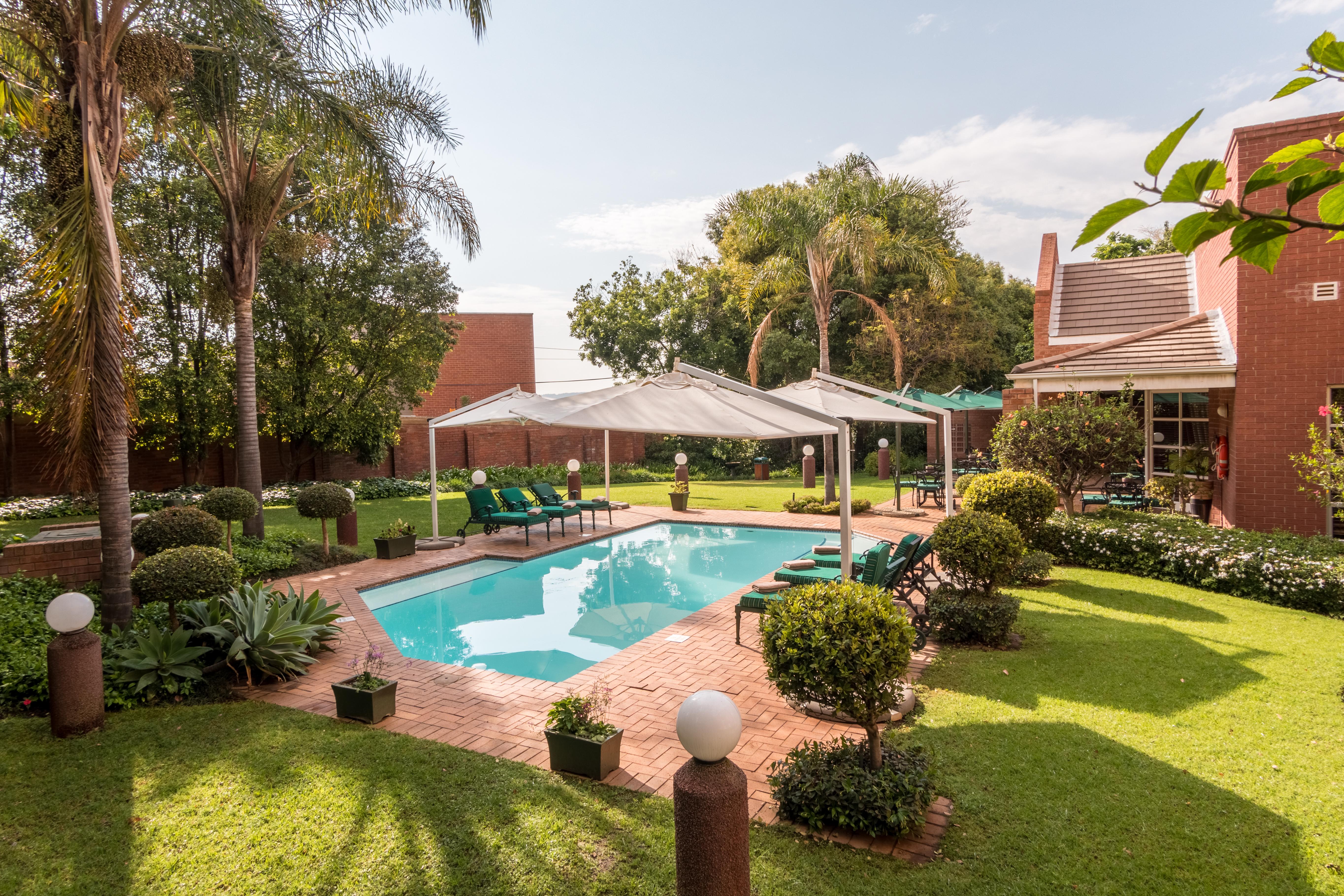 Town Lodge Menlo Park Претория Экстерьер фото
